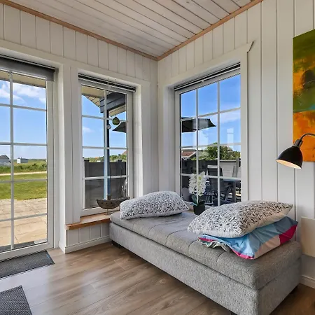 Dom wakacyjny Cozy Renovated Near Sea And Sj133 *